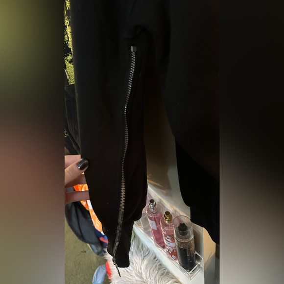 ✨NWT urban outfitters sweatshirt - Picture 6 of 8